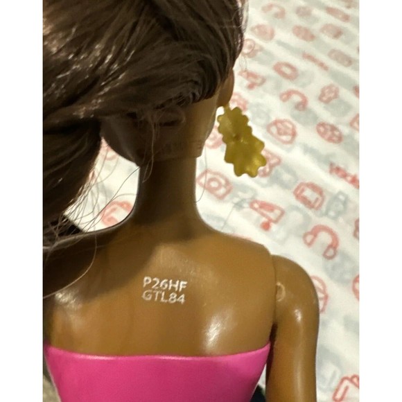 Barbie Color Reveal Doll - Picture 6 of 7